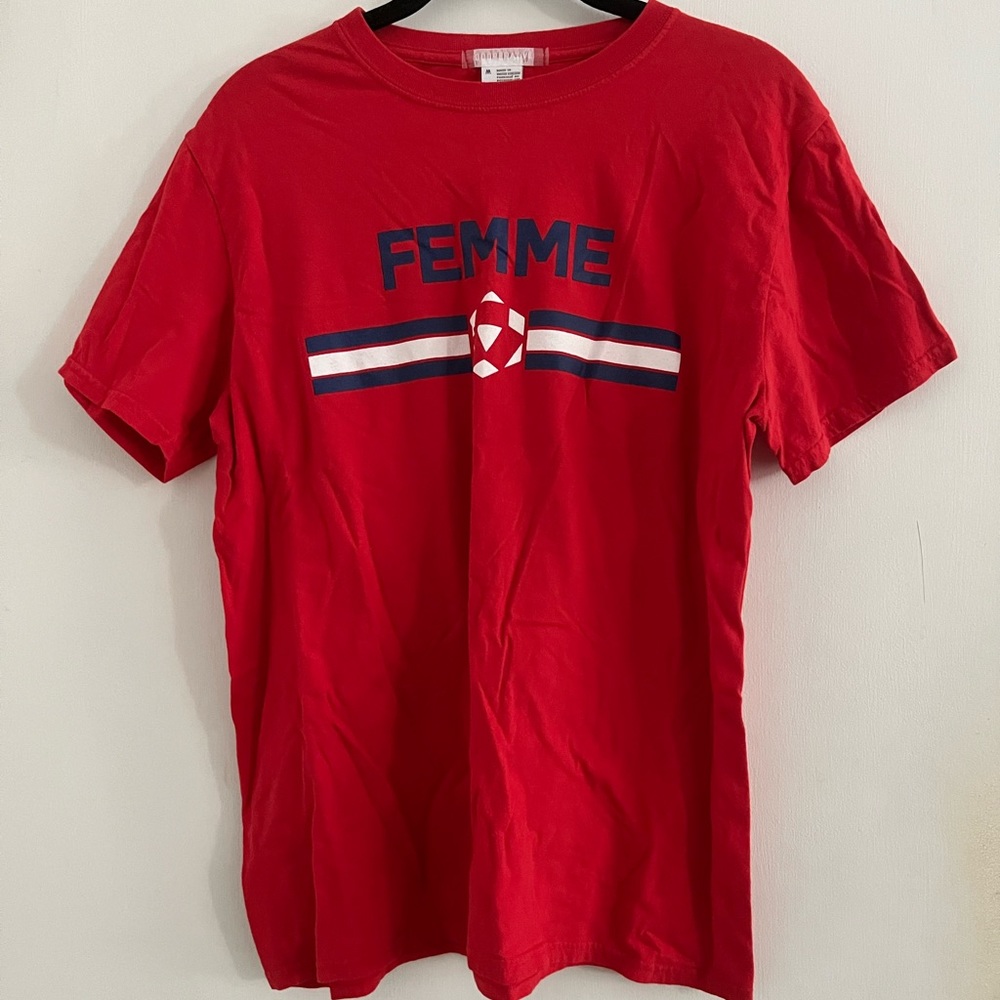 urban outfitters x cooperative femme t shirt